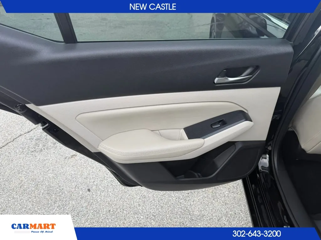 Nissan Altima photo 19