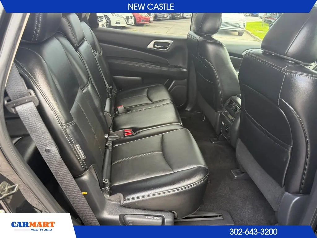 Nissan Pathfinder photo 17