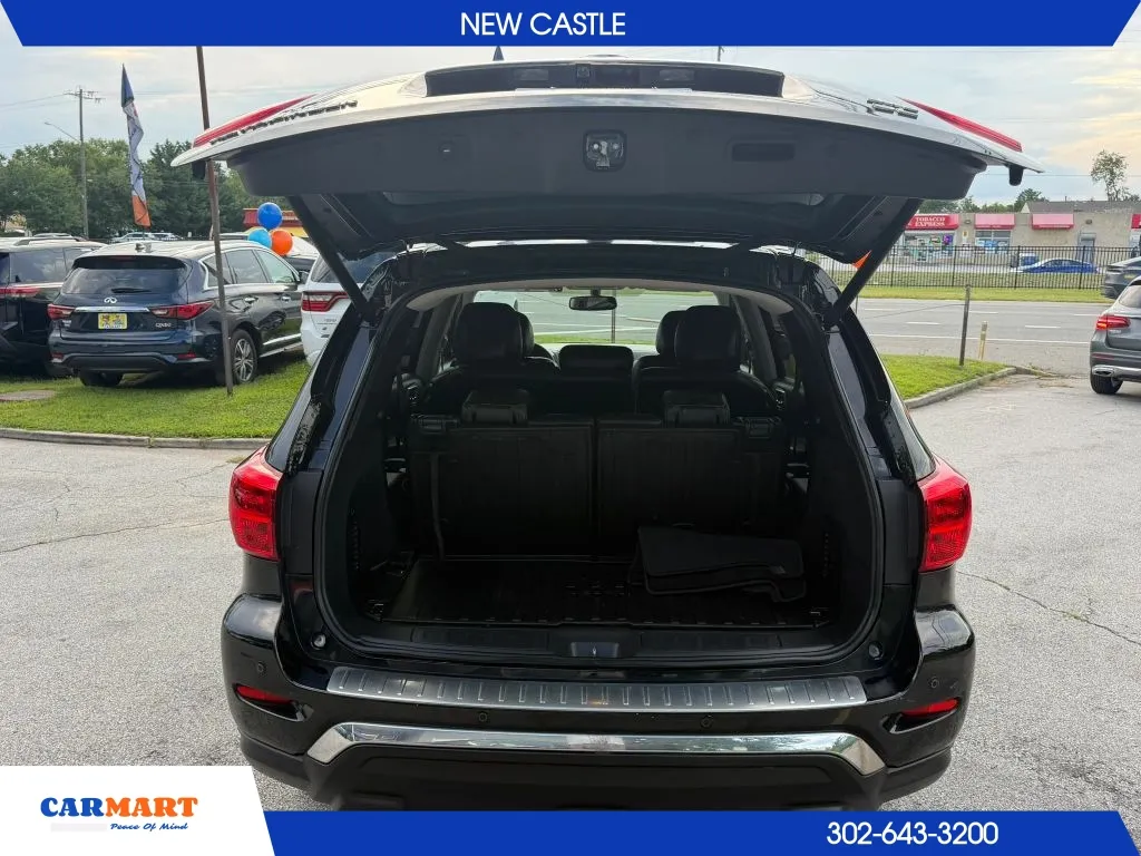 Nissan Pathfinder photo 8