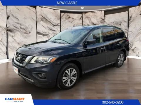 Photos of 2020 Nissan Pathfinder SL Sport Utility 4D for sale in New Castle, DE at CARMART - New Castle