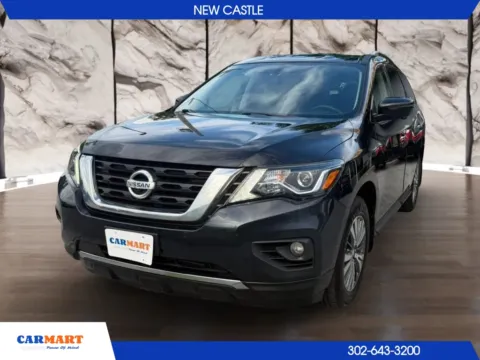 Black 2020 Nissan Pathfinder SL Sport Utility 4D for sale in New Castle, DE