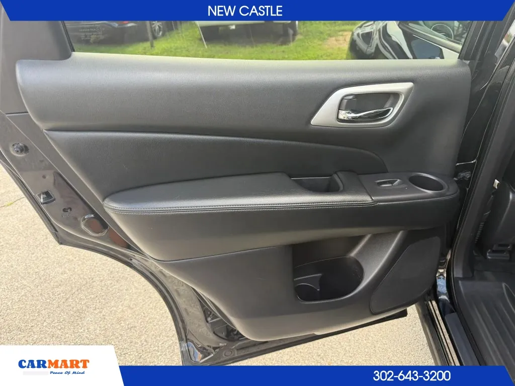 Nissan Pathfinder photo 21