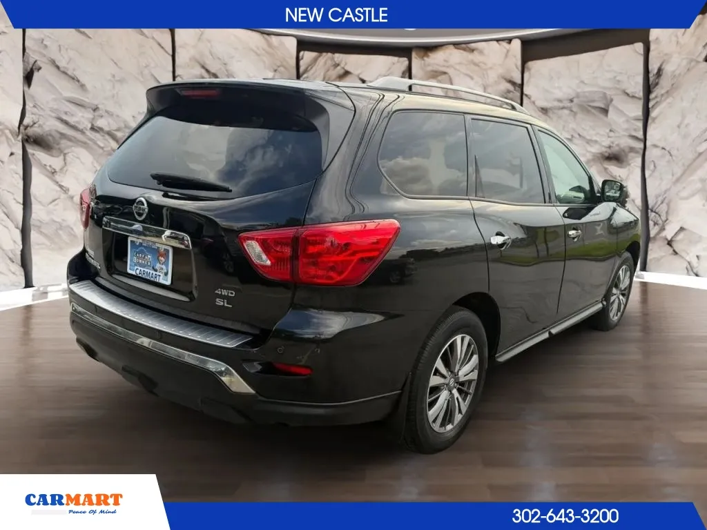 Nissan Pathfinder photo 12