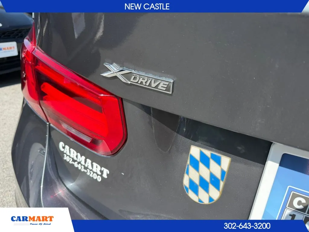 BMW 3 Series photo 6
