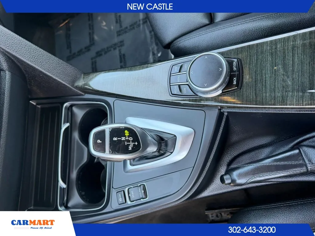 BMW 3 Series photo 34
