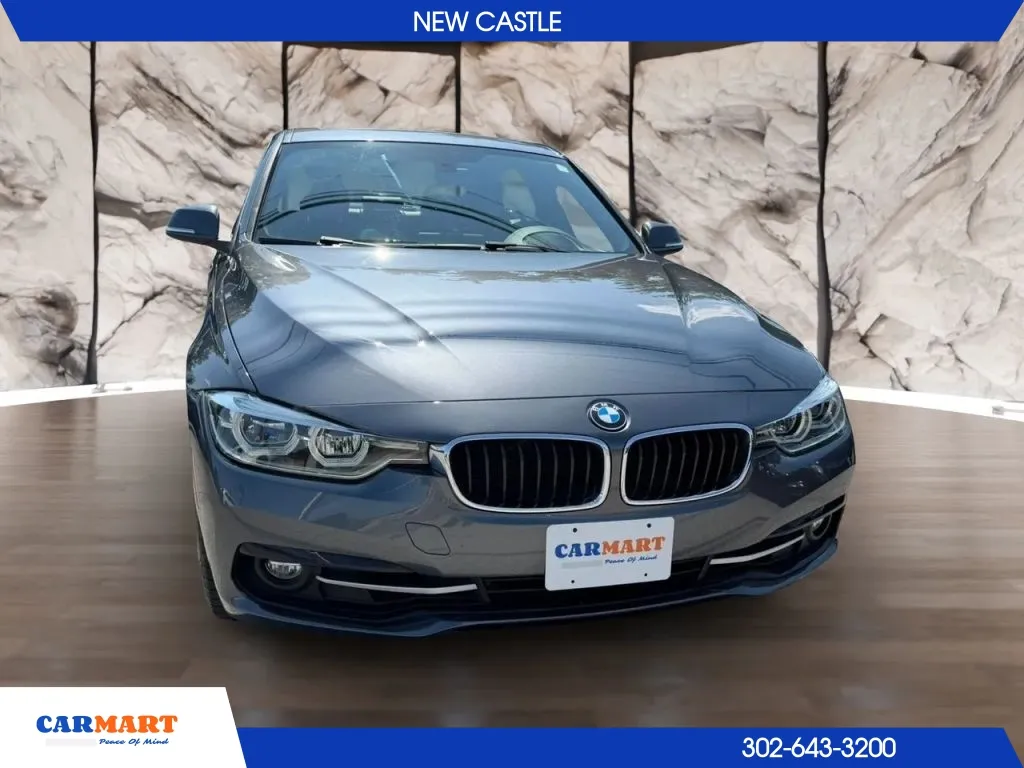 BMW 3 Series photo 13