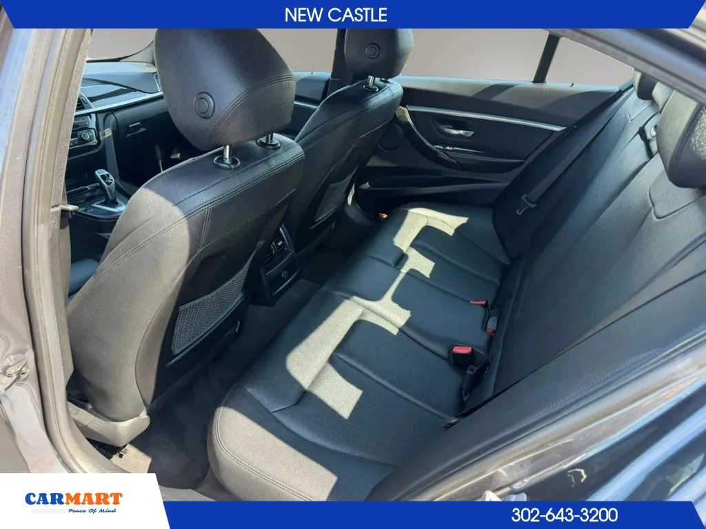 BMW 3 Series photo 20