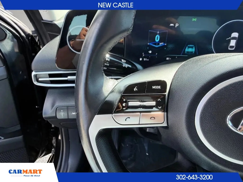 Hyundai Elantra photo 23