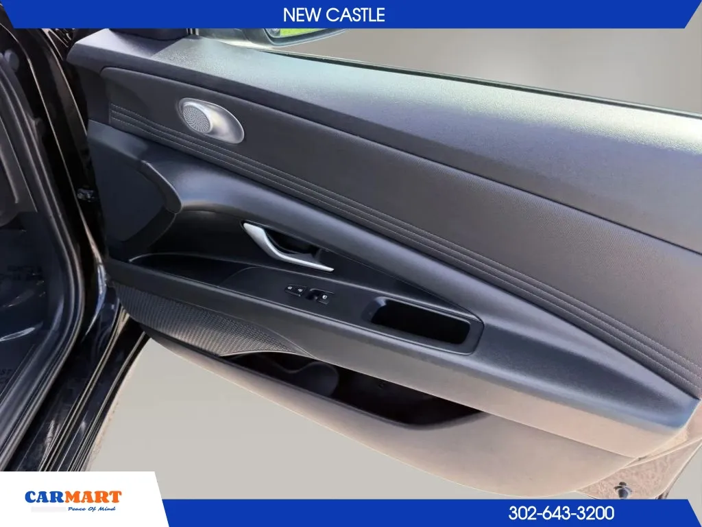 Hyundai Elantra photo 19