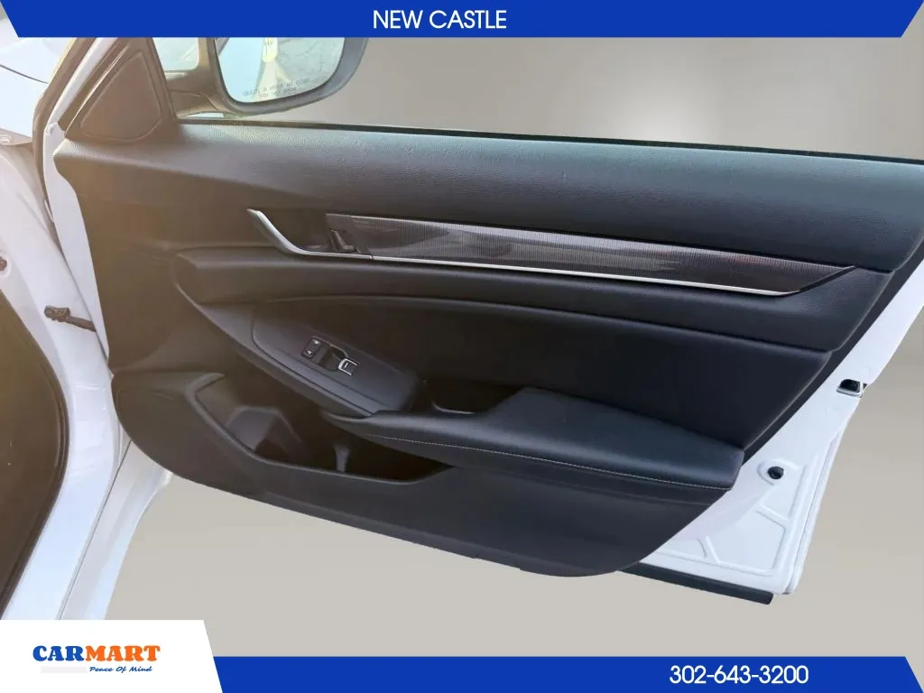 Honda Accord photo 21