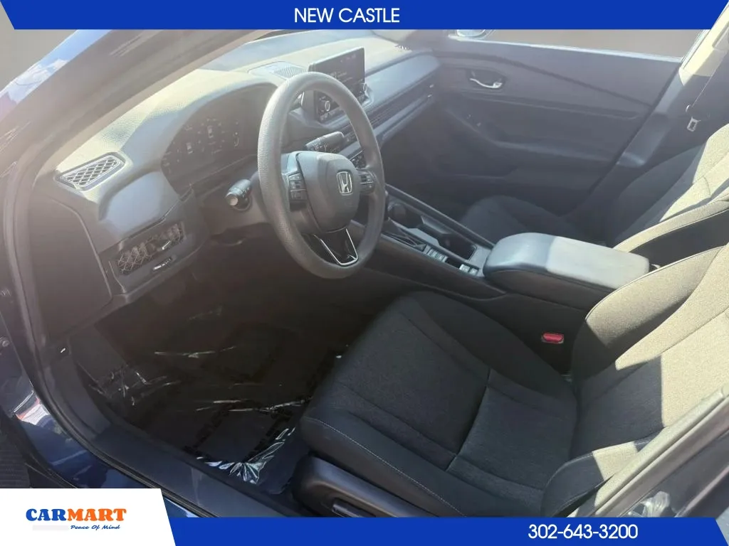 Honda Accord photo 11