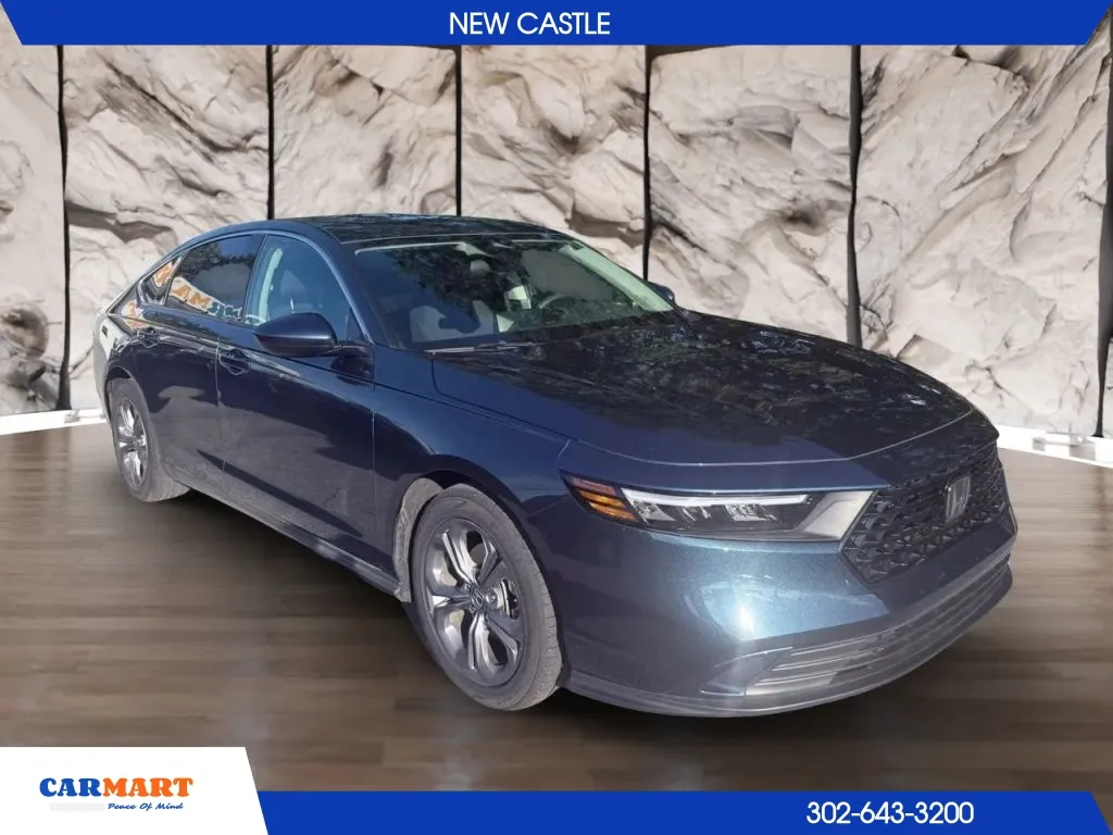 Honda Accord photo 9