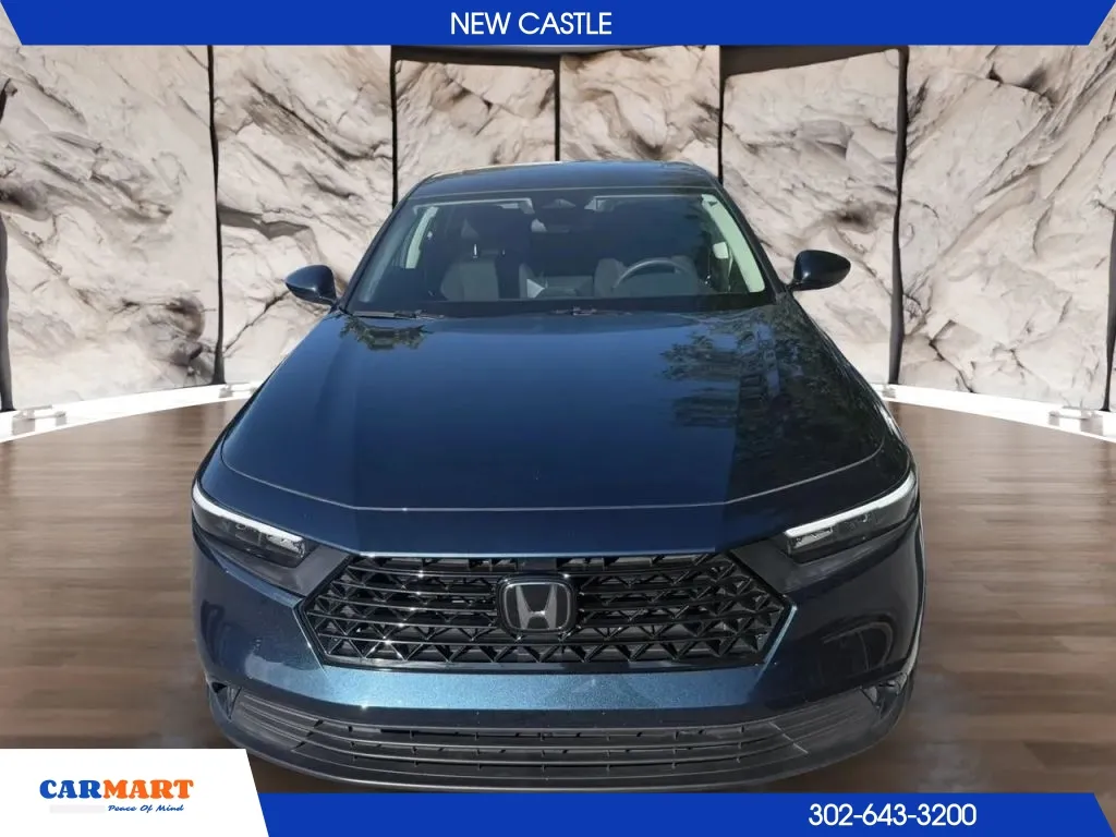 Honda Accord photo 10