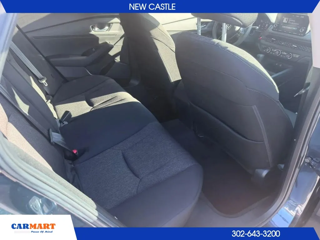 Honda Accord photo 16