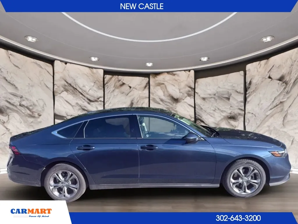Honda Accord photo 8