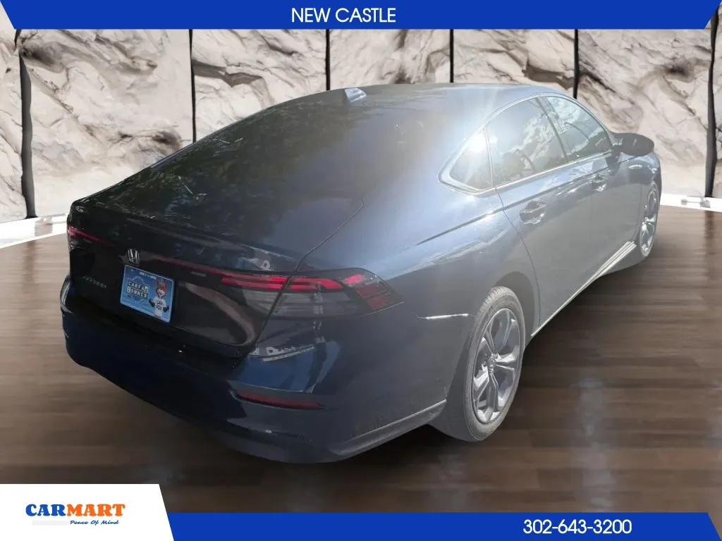 Honda Accord photo 7