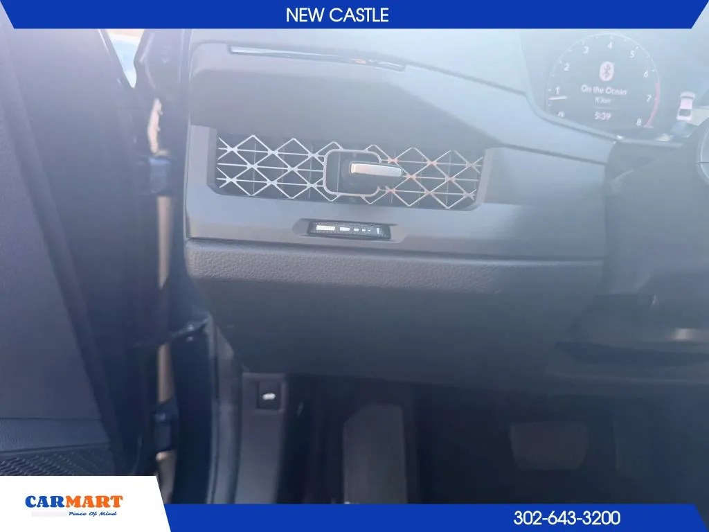 Honda Accord photo 24