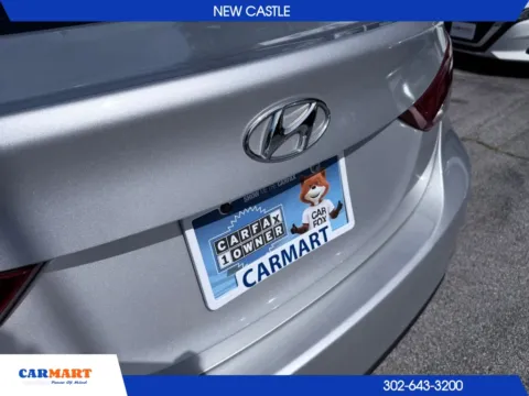 More photos of 2016 Hyundai Elantra SE Sedan 4D at CARMART - New Castle, DE