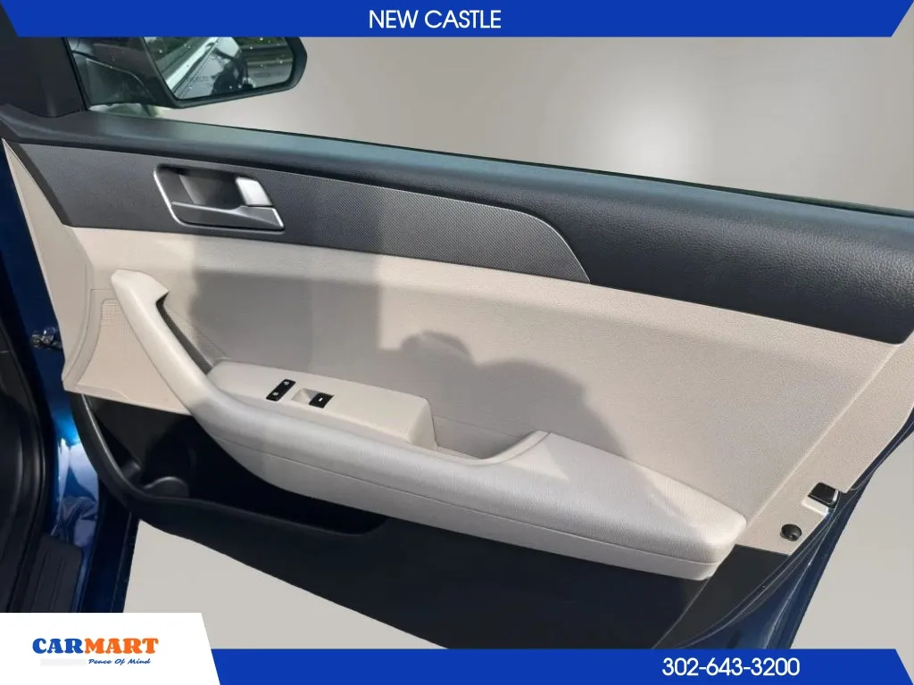 Hyundai Sonata photo 18