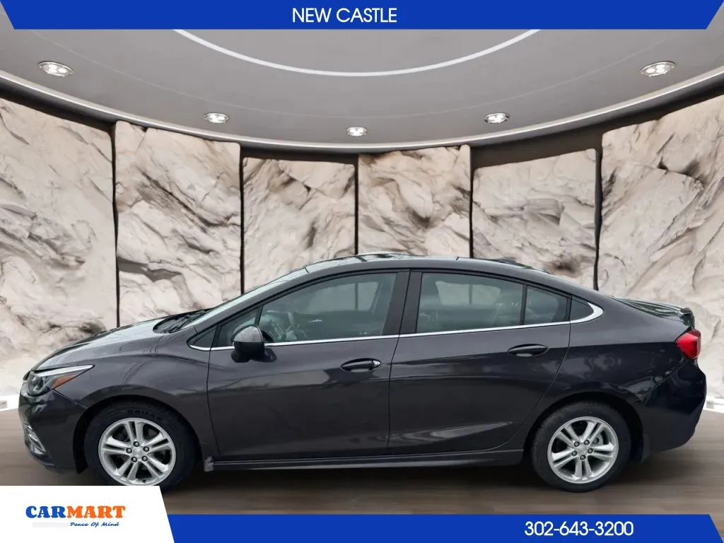Chevrolet Cruze photo 2
