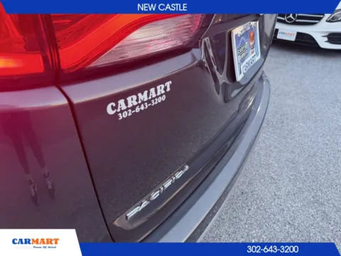 More photos of 2019 Chrysler Pacifica Touring L Minivan 4D at CARMART - New Castle, DE
