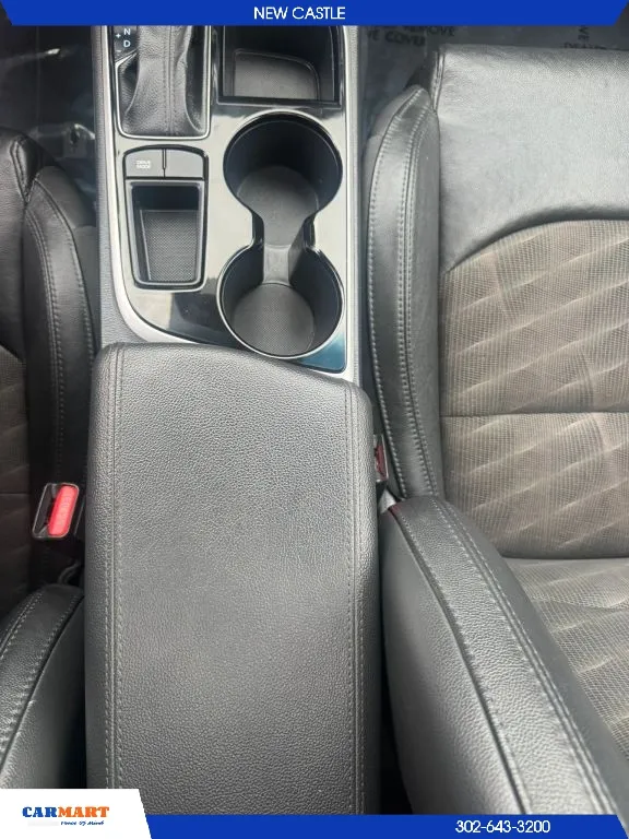 Hyundai Sonata photo 17