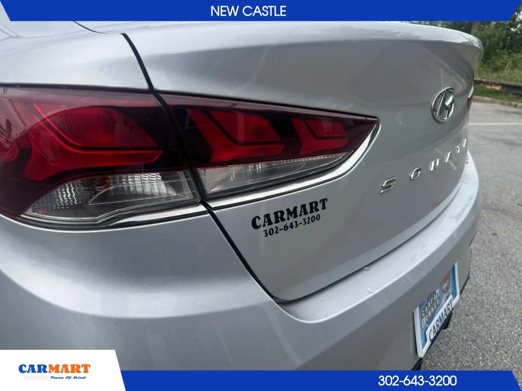 Hyundai Sonata photo 7