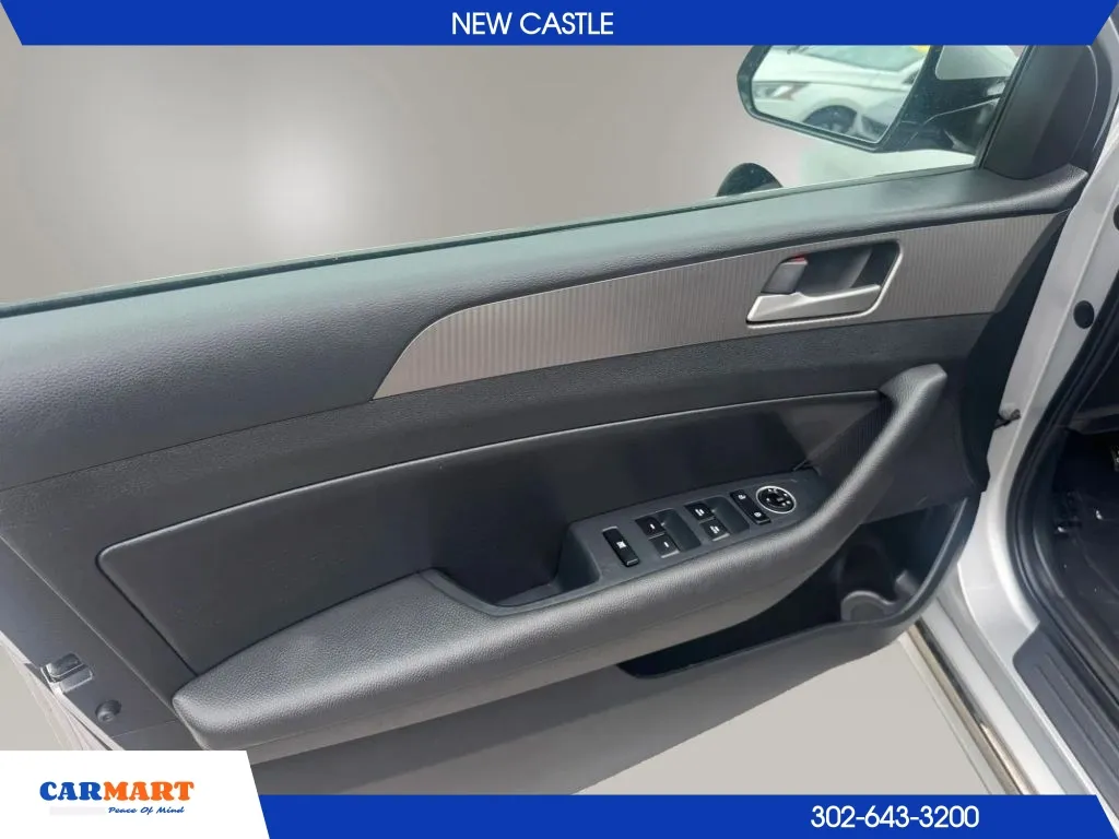 Hyundai Sonata photo 24