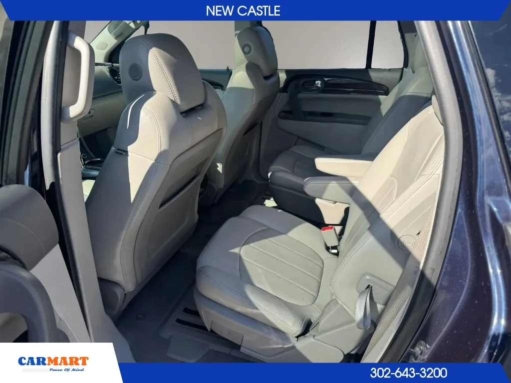 Buick Enclave photo 28