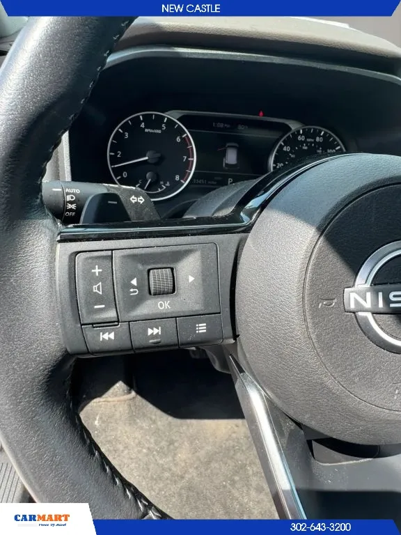 Nissan Rogue photo 18