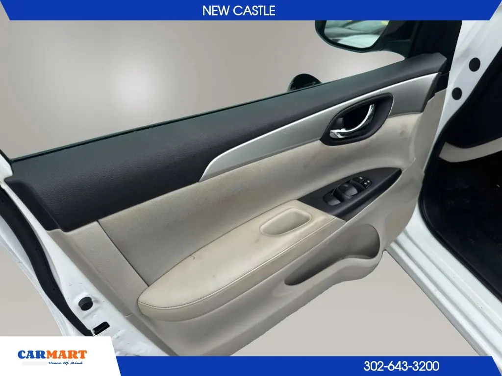 Nissan Sentra photo 18