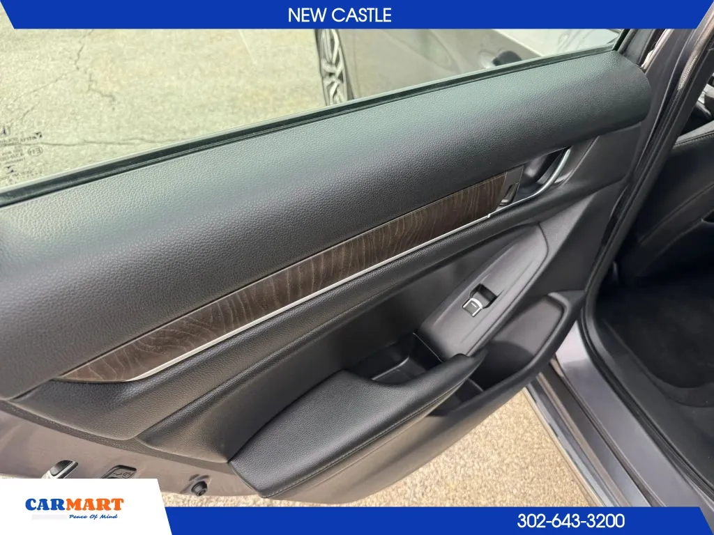 Honda Accord photo 22