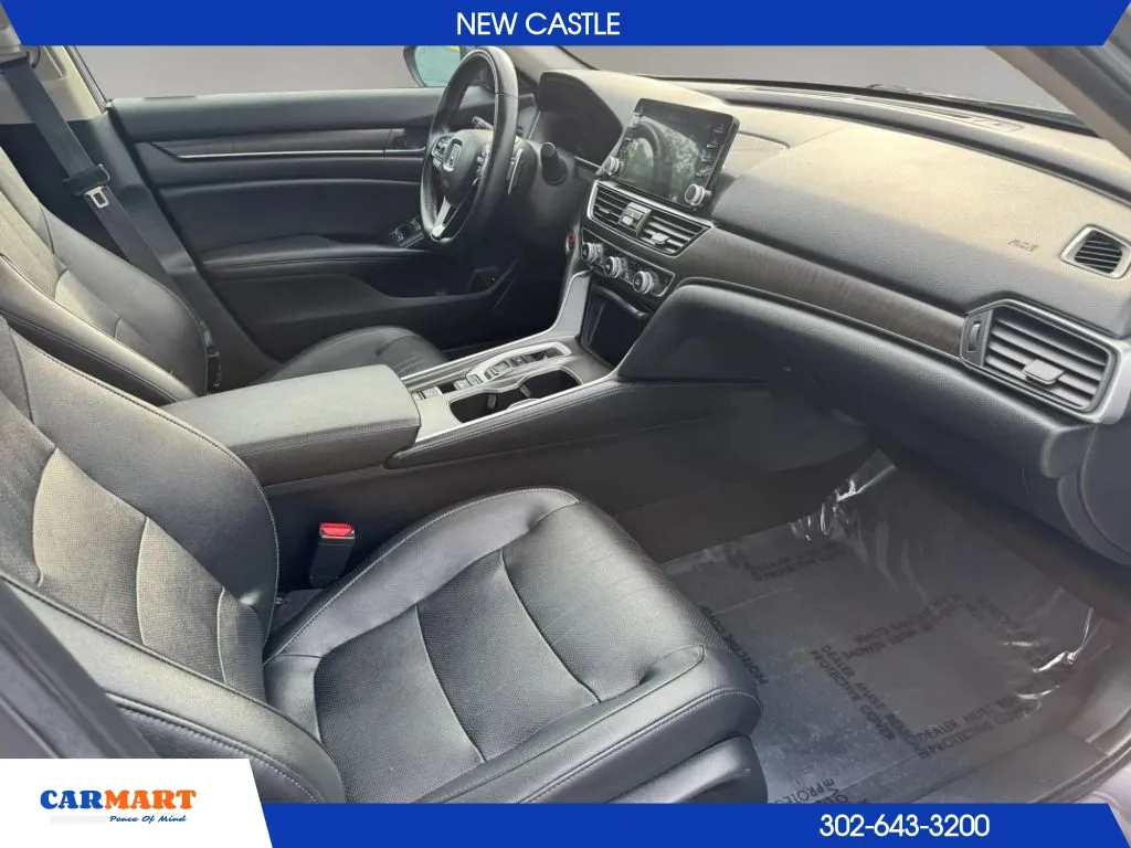 Honda Accord photo 30