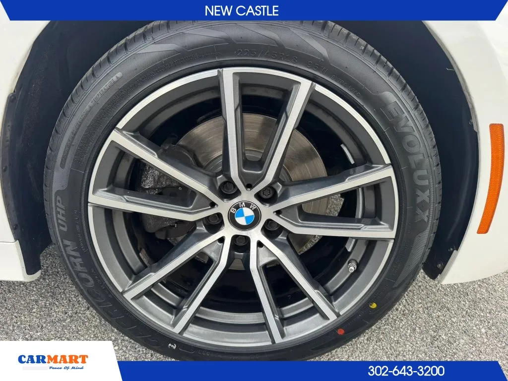 BMW 3 Series photo 39