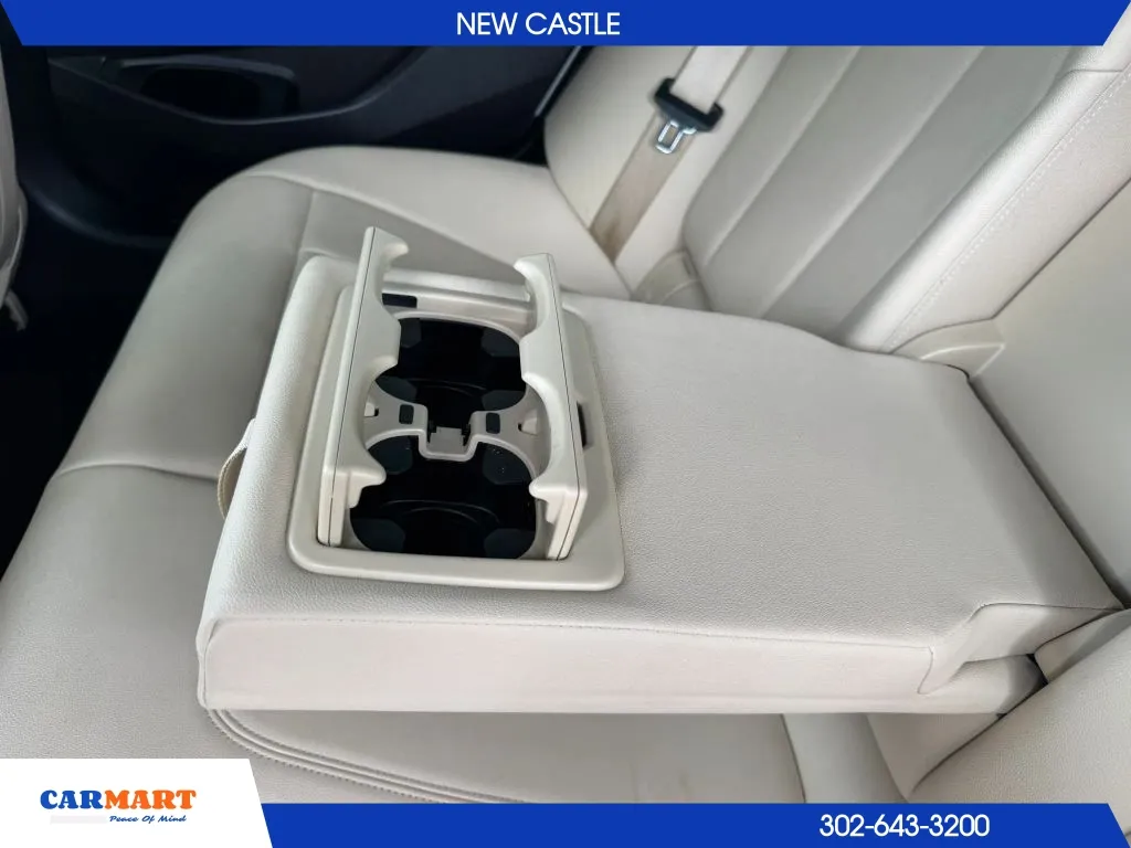 BMW 3 Series photo 30