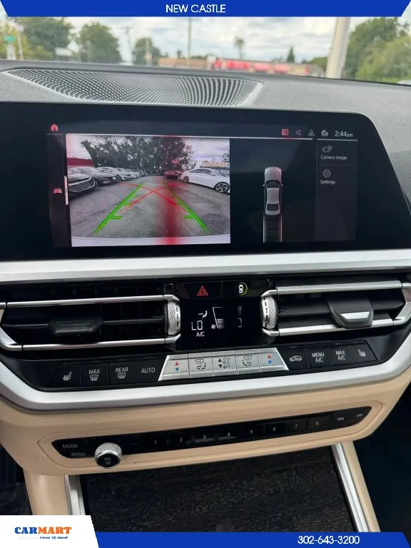 BMW 3 Series photo 12