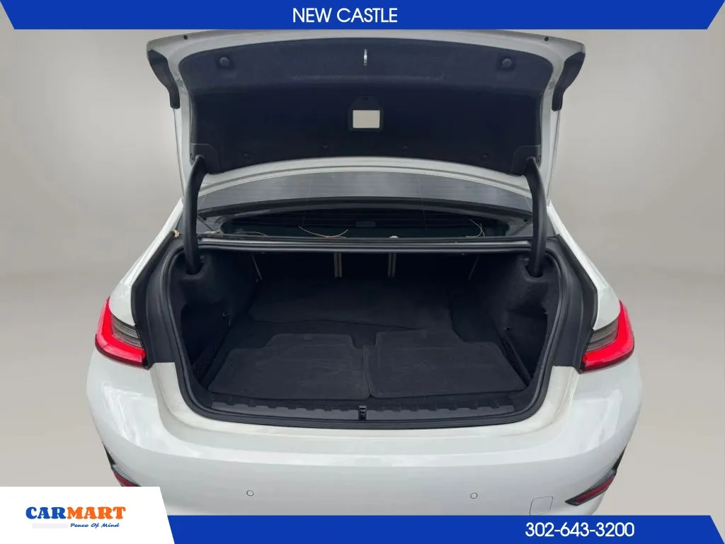BMW 3 Series photo 33