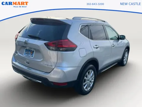 More photos of 2017 Nissan Rogue SV (2017.5) Sport Utility 4D at CARMART - New Castle, DE
