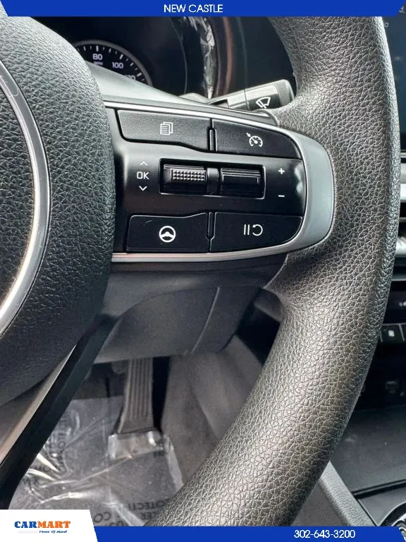 Kia K5 photo 23