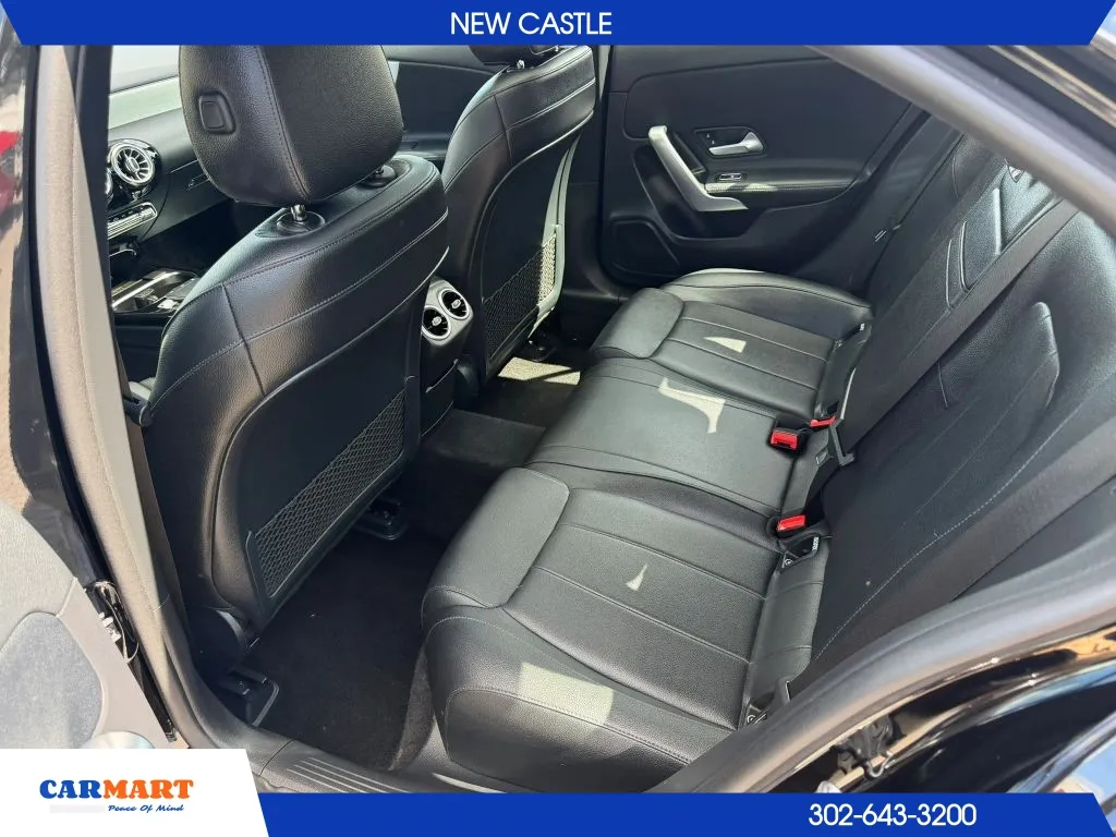 Mercedes-Benz A-Class photo 18