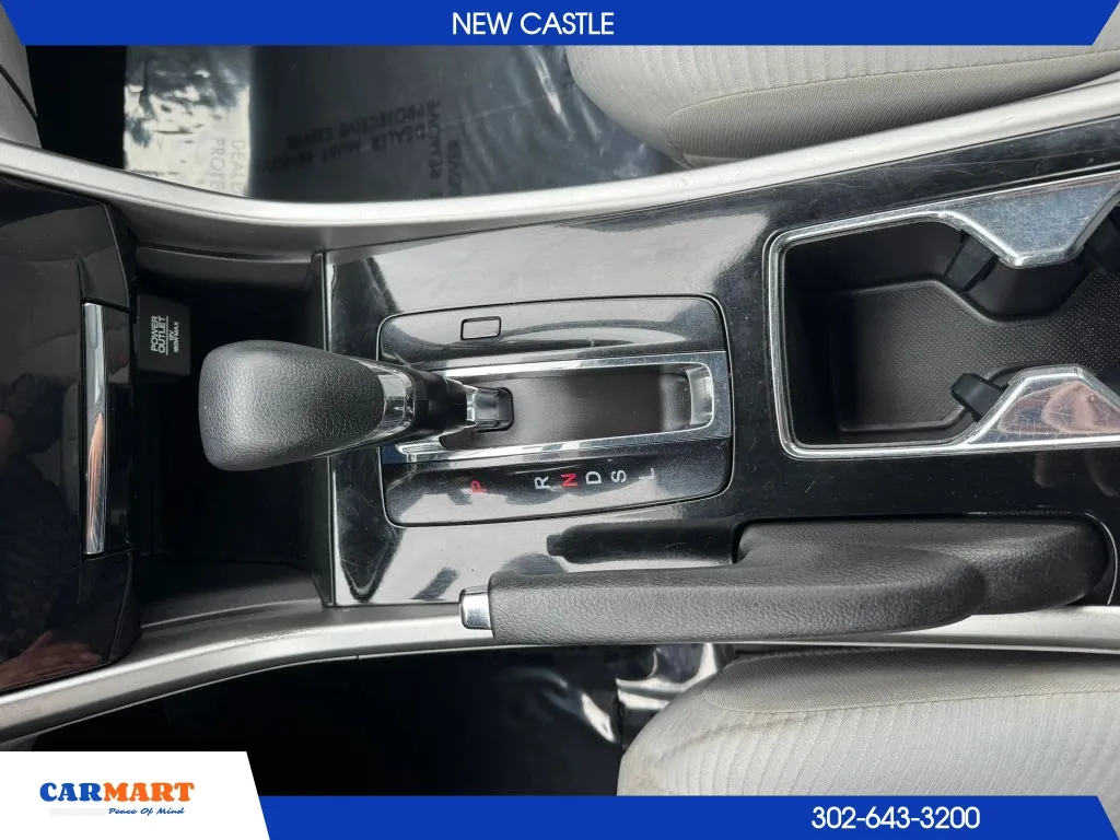 Honda Accord photo 15