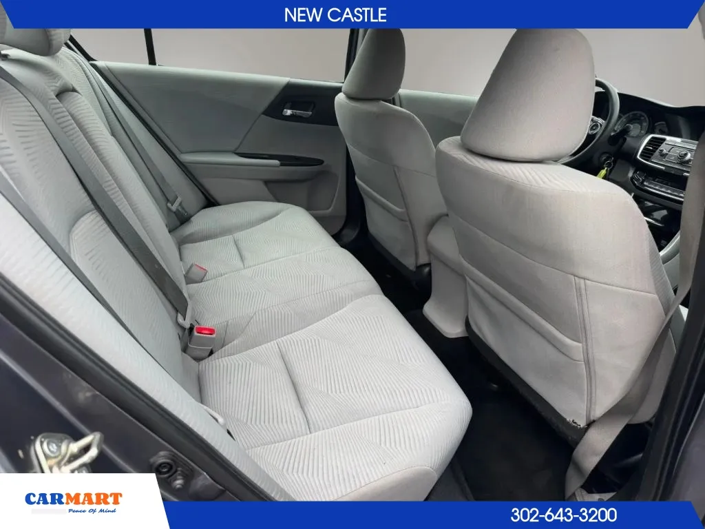 Honda Accord photo 31