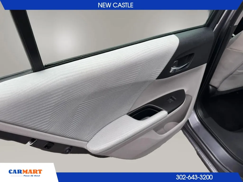 Honda Accord photo 26