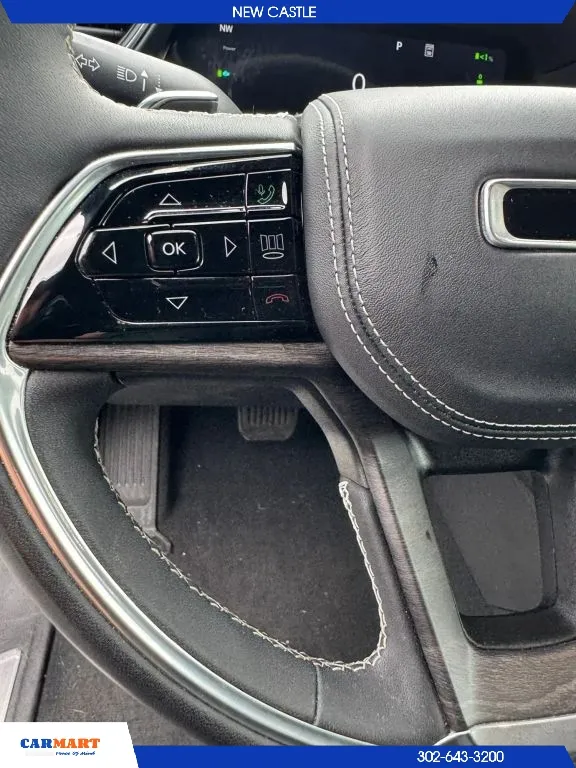 Jeep Grand Cherokee photo 23
