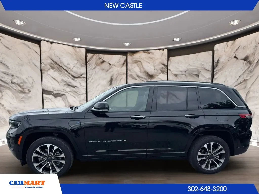 Jeep Grand Cherokee photo 2