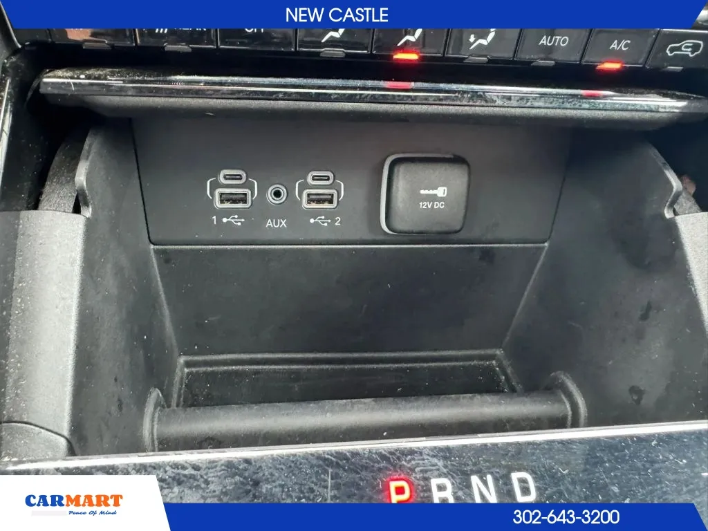 Jeep Grand Cherokee photo 14