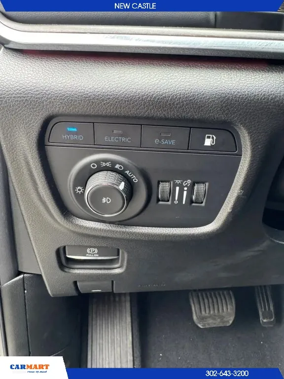 Jeep Grand Cherokee photo 22