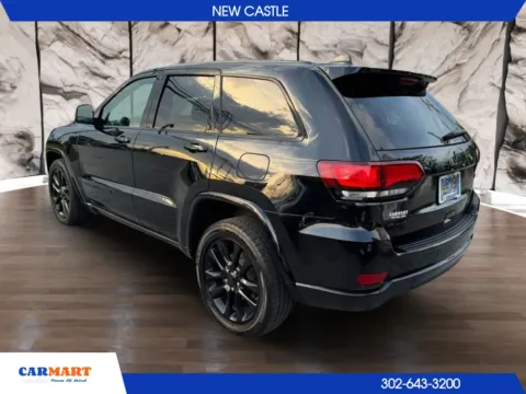 Another view of 2018 Jeep Grand Cherokee Altitude Sport Utility 4D for sale in New Castle, DE at CARMART - New Castle