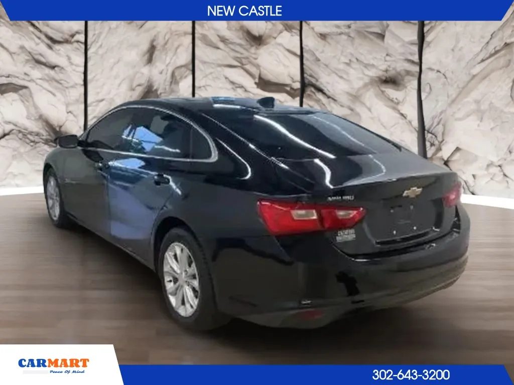 Chevrolet Malibu photo 2