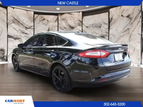 Photos of 2016 Ford Fusion SE Sedan 4D for sale in New Castle, DE at CARMART - New Castle